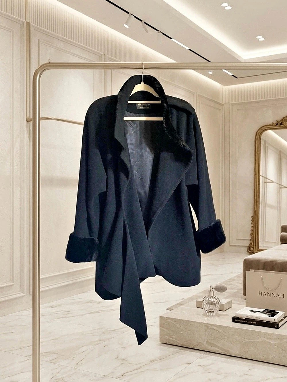 Black Cape Coat Wool Cashmere Size 10